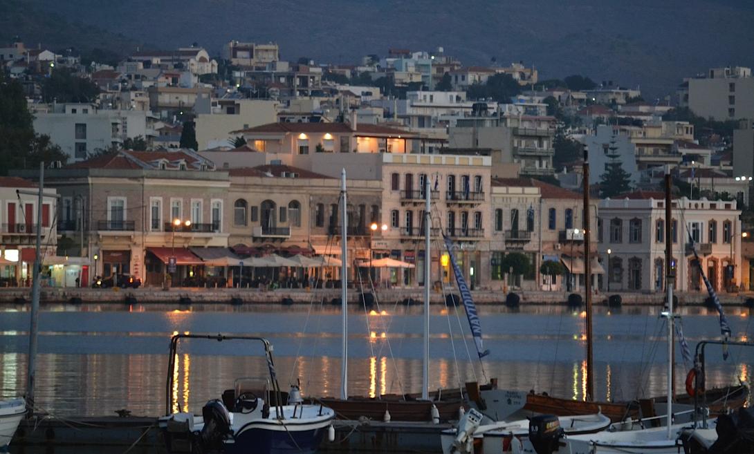chios_port_1.jpg