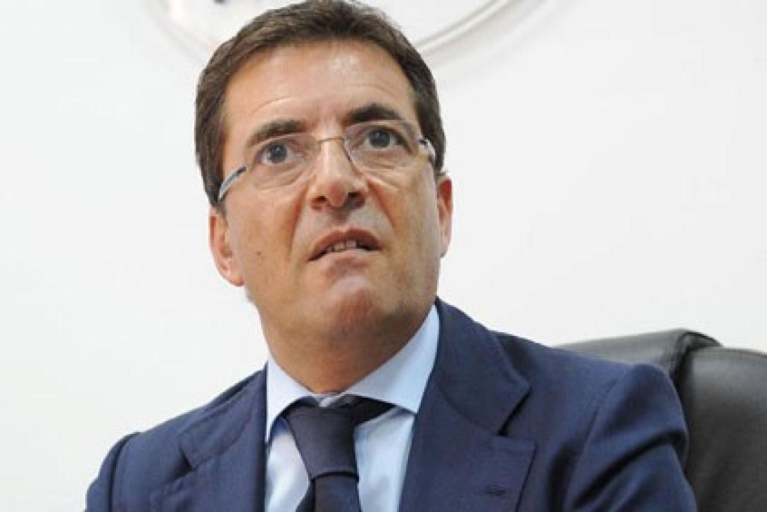 &quot;Για εκβιασμό και μαφιόζικες μεθόδους&quot; συνελήφθη υφυπουργός στην Ιταλία