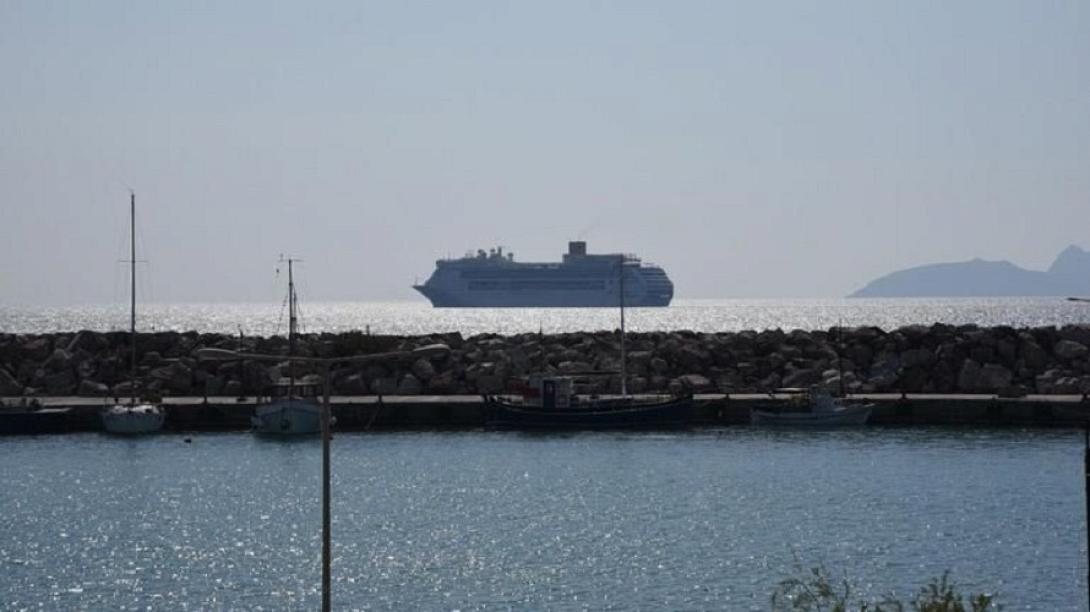 costa victoria