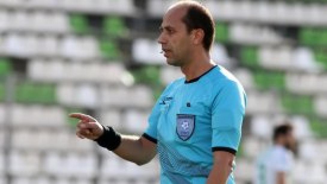 Ο Δελφάκης θα αποφασίσει για τη σέντρα στο Πανθρακικός- Ολυμπιακός