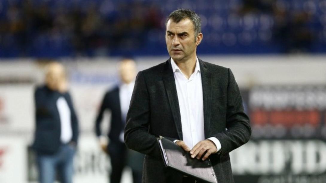 dellas_atromitos.jpg