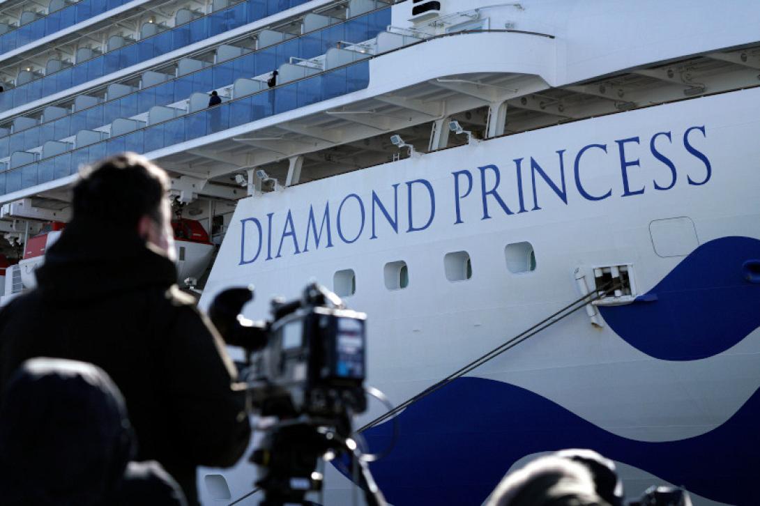 diamont-princess-koronoios_0.jpg