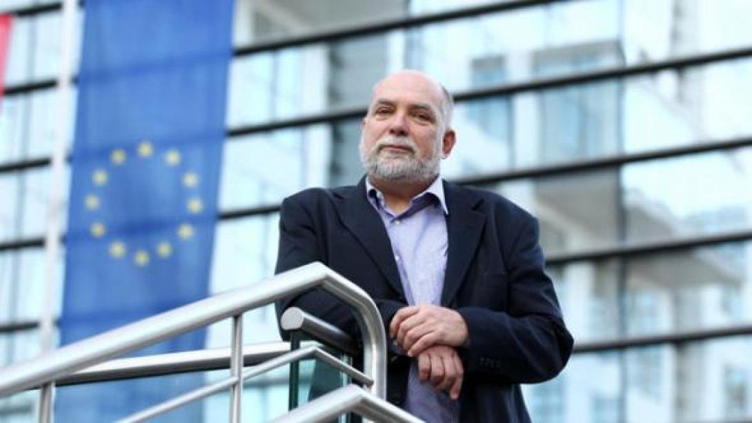 Ατυχής επιλογή της ελληνικής κυβέρνησης η ρύθμιση οφειλών, λέει ο Βίζερ