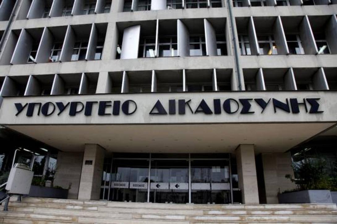 Ταξίδι-αστραπή του προέδρου του ΔΣΗ στην Αθήνα για το νέο Δικαστικό Μέγαρο