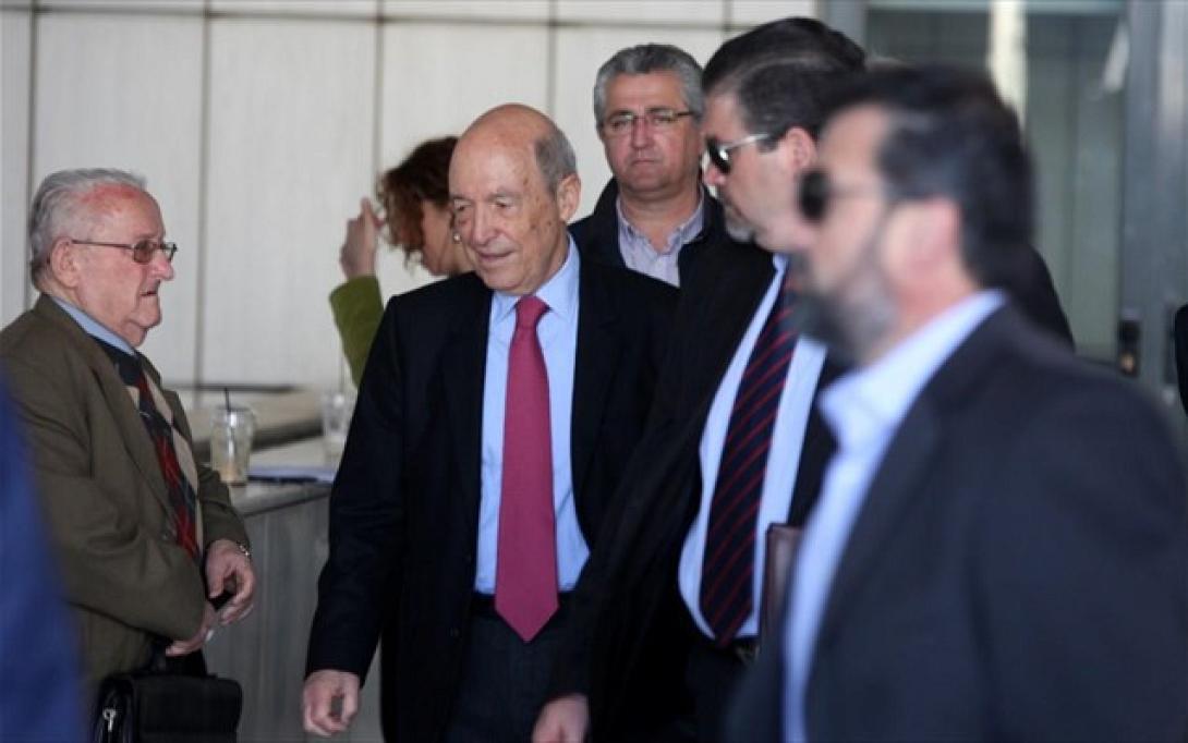 simitis.jpg
