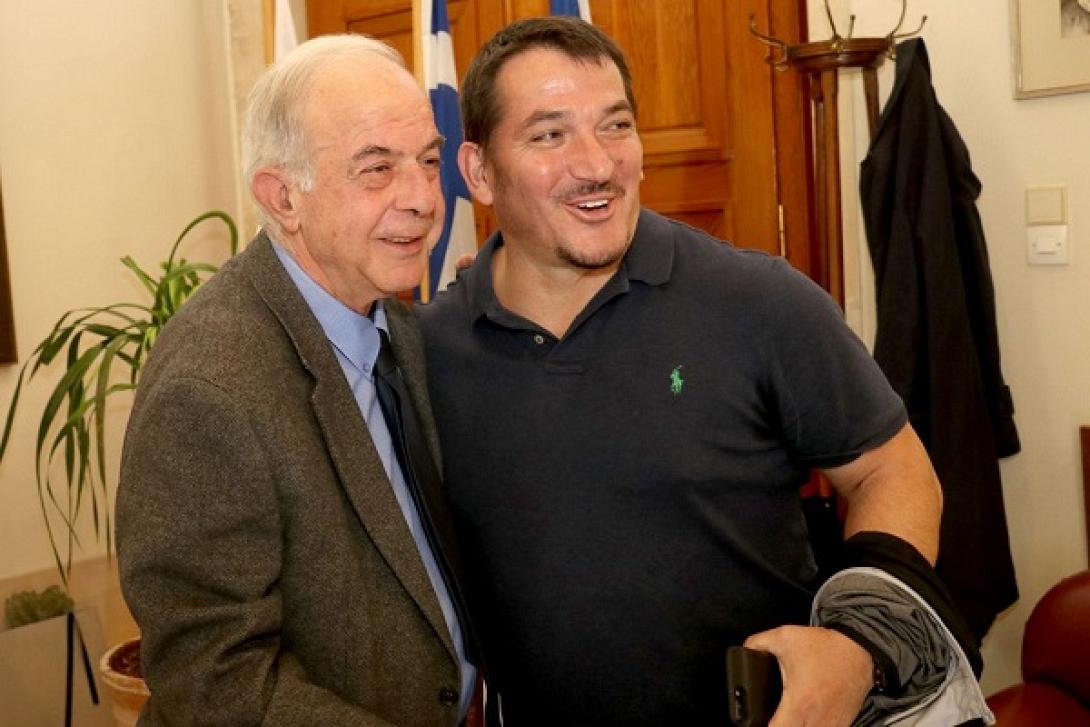 dimarhos_-_olympionikes_f1.jpg
