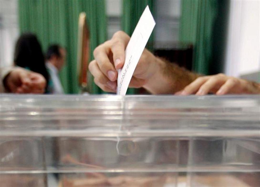 Προβάδισμα ΣΥΡΙΖΑ στην πρώτη δημοσκόπηση του 2014