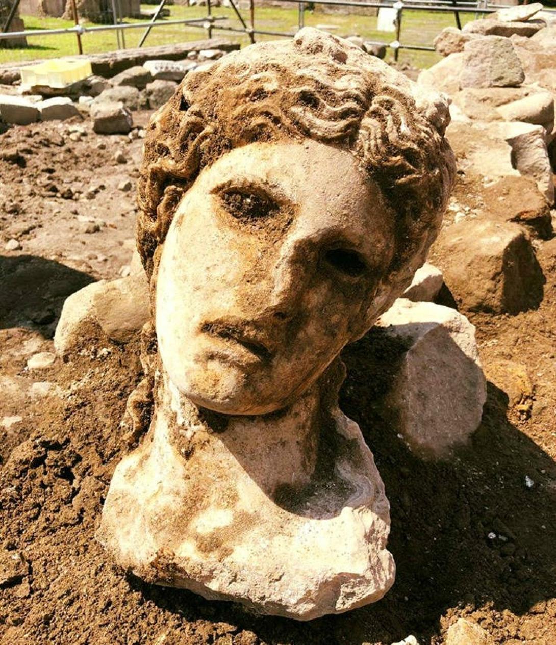 dionisos2.jpg