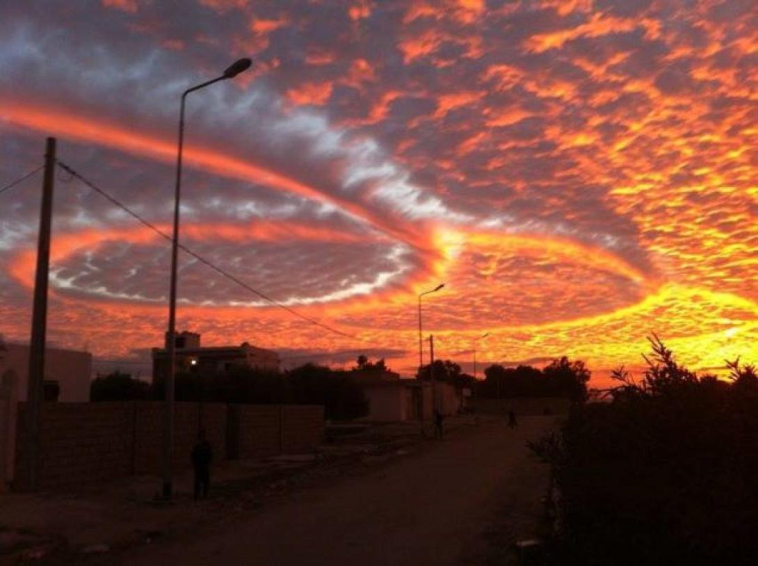 Τα "μαγικά" σύννεφα που μαγνήτισαν όλα τα βλέμματα (βίντεο)