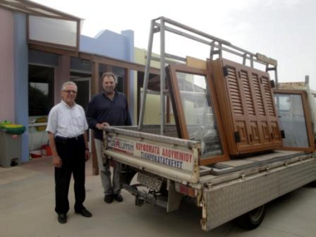 Δωρεά στα παιδιά με αναπηρία από τον Ροταριανό Όμιλο Ηρακλείου