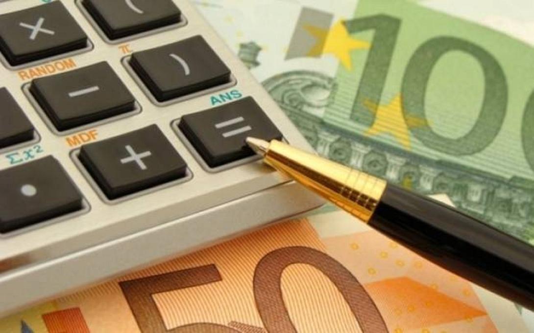 Πιέζει για 72 αντί για 100 δόσεις και αυστηρά περιουσιακά κριτήρια η τρόικα