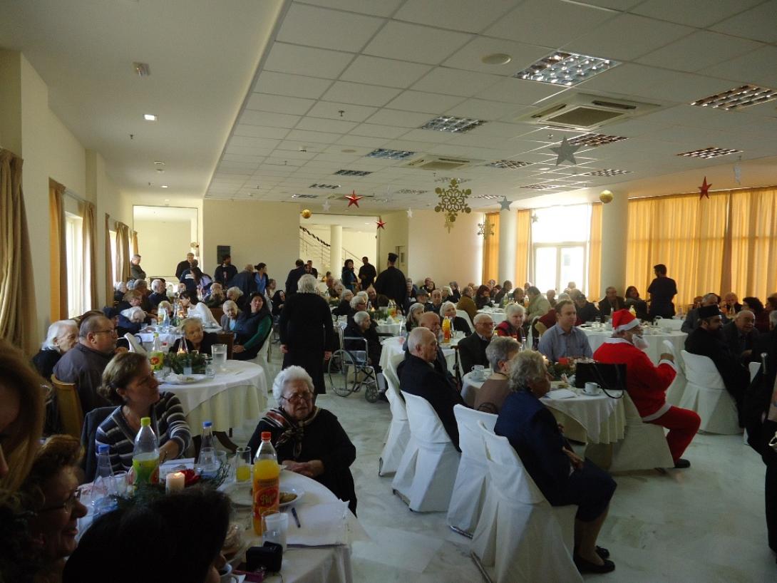 Εκδήλωση αγάπης στους ηλικιωμένους από την Περιφέρεια Κρήτης