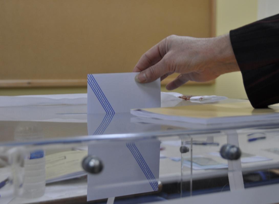 Δεν θα είναι υποψήφιος στις ερχόμενες εκλογές ο Απόστολος Κακλαμάνης
