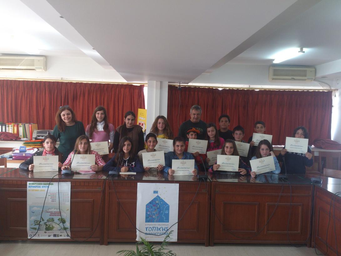 Μαθητές γνωρίζουν τη λειτουργία του Δήμου Φαιστού