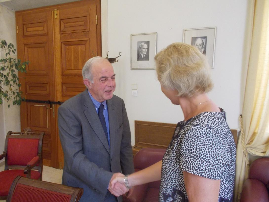 πρεσβειρα σουηδιας λοτζια