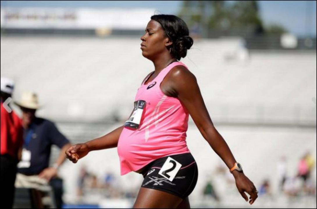 Αθλήτρια τρέχει 800αρι και είναι 8 μηνών έγκυος (φωτογραφία)