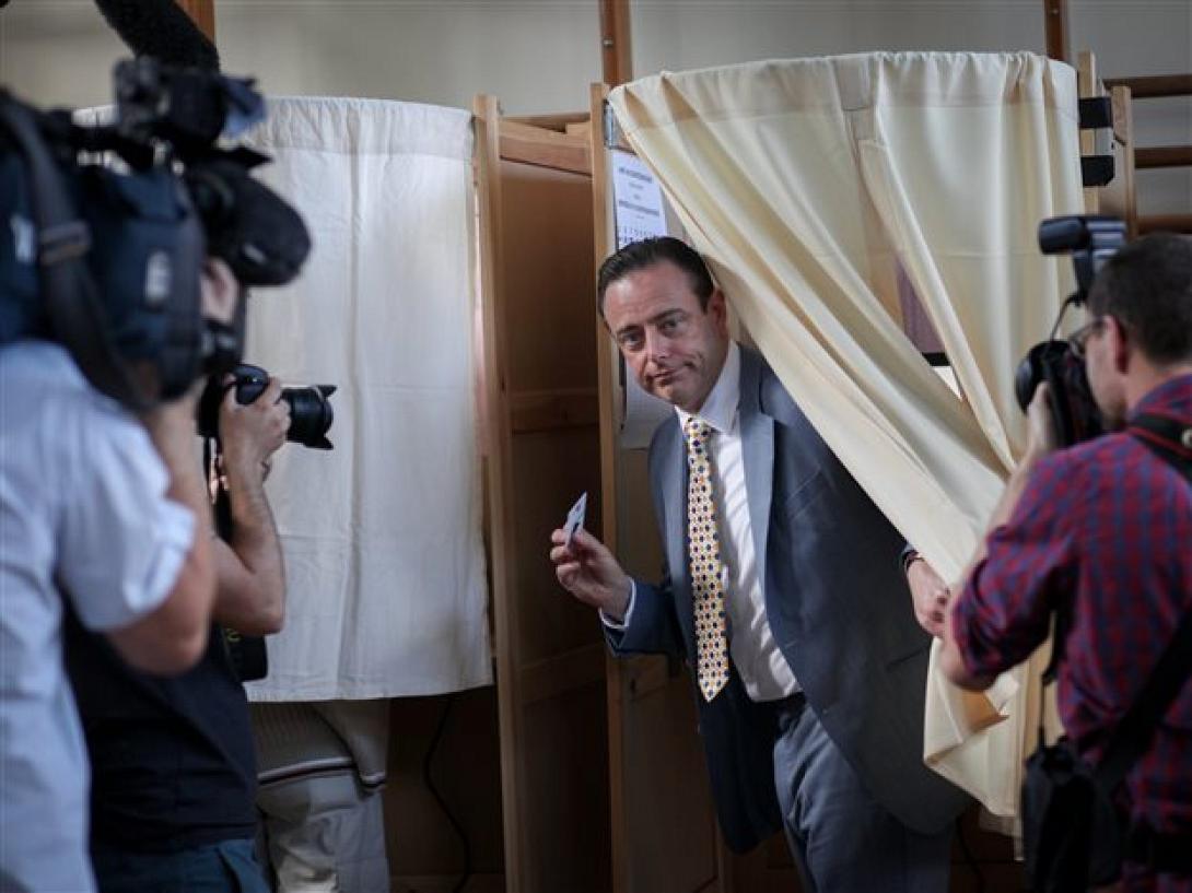 Αντιμέτωπο με νέα πολιτική κρίση το Βέλγιο μετά τις κυριακάτικες εκλογές 