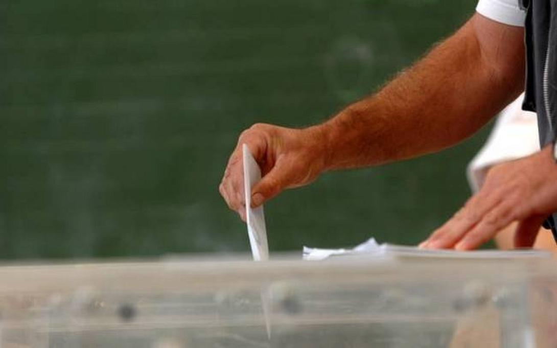 Εκλογικό κέντρο ... &quot;φάντασμα&quot; - Δεν ψηφίζει κανείς!