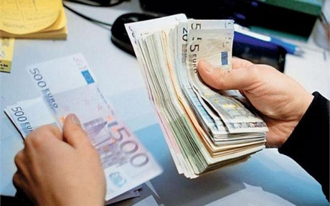 Goldman Sachs: Στα 18 δισ. ευρώ η εκροή καταθέσεων από τις ελληνικές τράπεζες