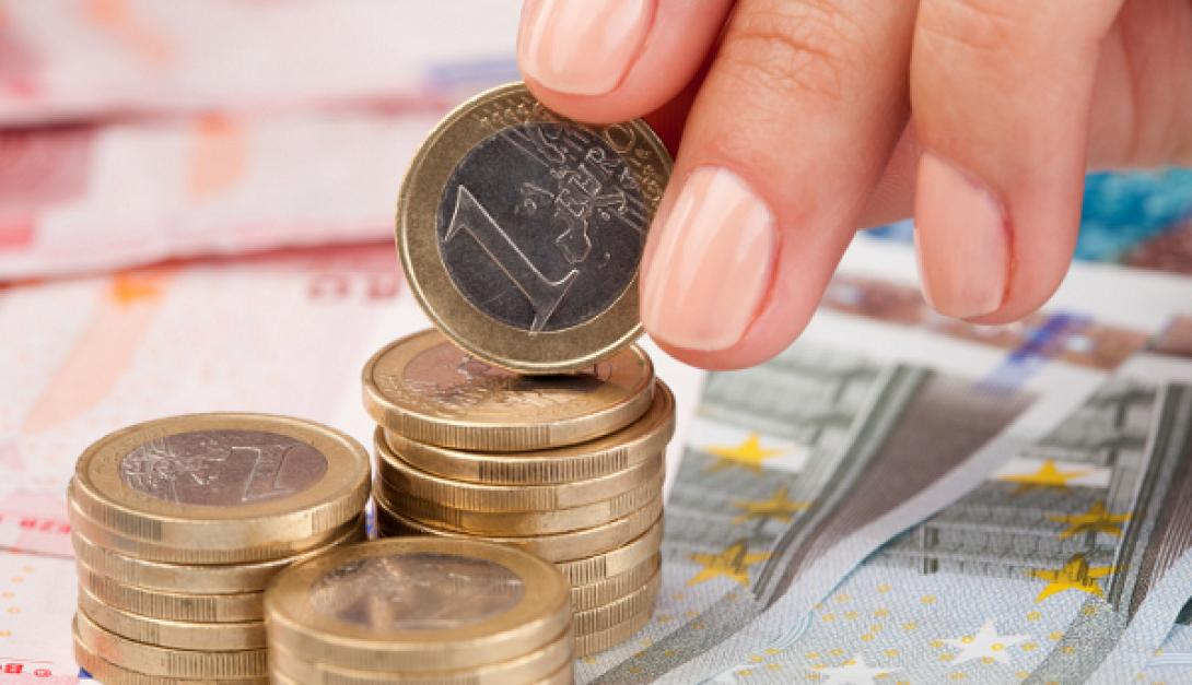 Μπέρδεμα με την έκτακτη εισφορά -Τι θα γίνει με το ψαλίδισμα κατά 30% 