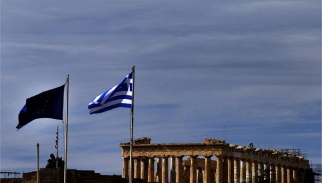 Πάγωμα δαπανών και μισθών στο Δημόσιο έως το 2018, με το νέο μεσοπρόθεσμο