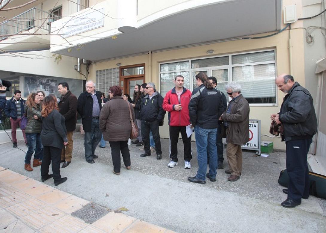 &quot;Χορτάτοι και εμβολιασμένοι μαθητές&quot; το αίτημα της διαμαρτυρίας στο Ηράκλειο