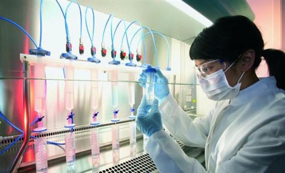 Στη μάχη κατά του Έμπολα και η Ε.Ε με 24,4 εκατ ευρώ