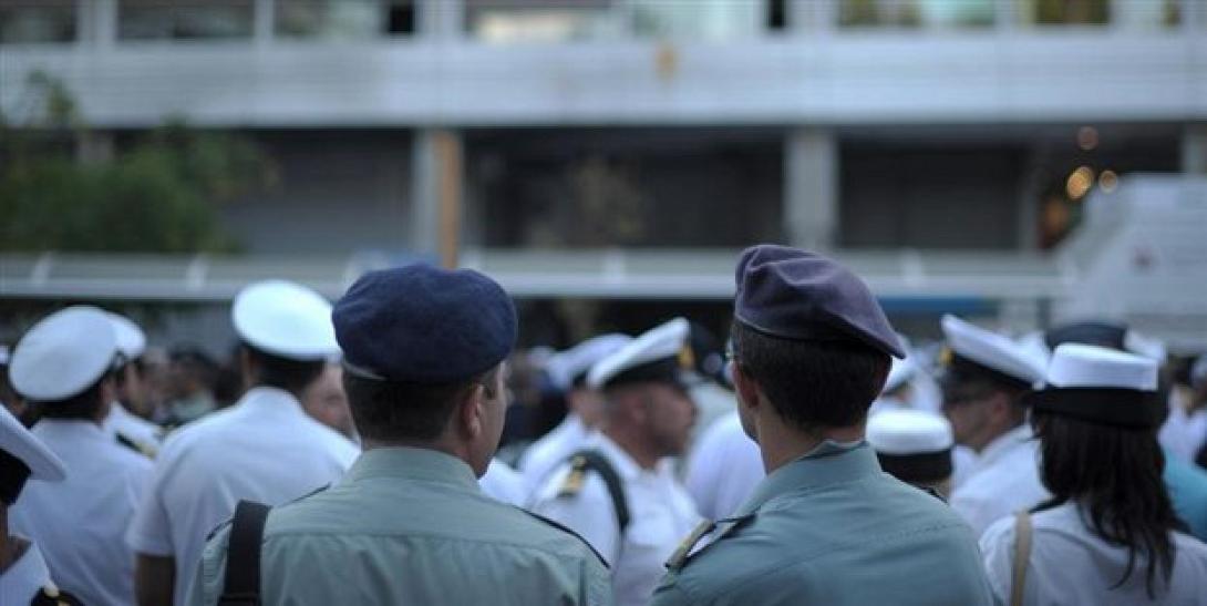 Στις 27 Νοεμβρίου τα αναδρομικά στους ένστολους