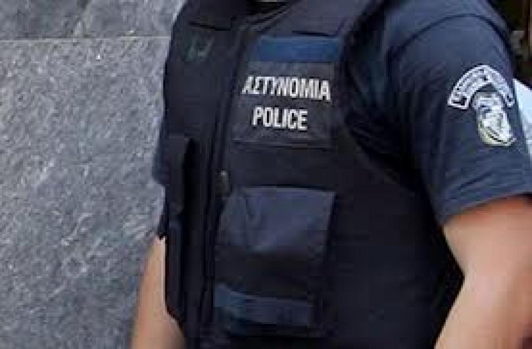 Στα 200 ευρώ το εκλογικό επίδομα για τους ένστολους