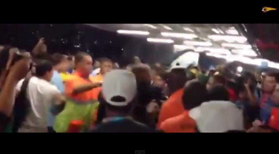 Άγριο ξύλο μεταξύ Βραζιλιάνων και φιλάθλων της Ουρουγουάης (βίντεο)