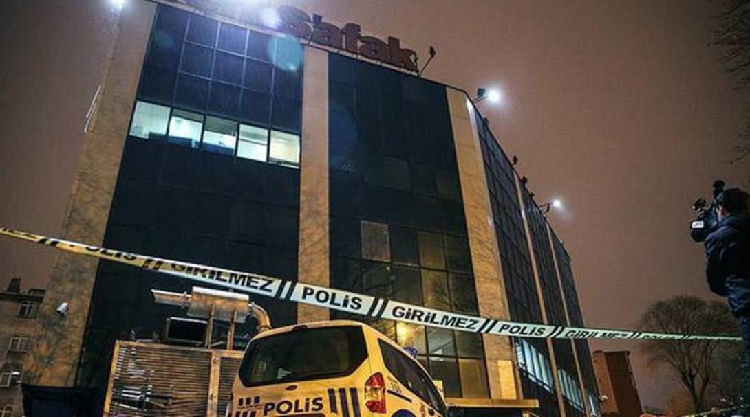 επιθεση εφημεριδα κωνσταντινούπολη 