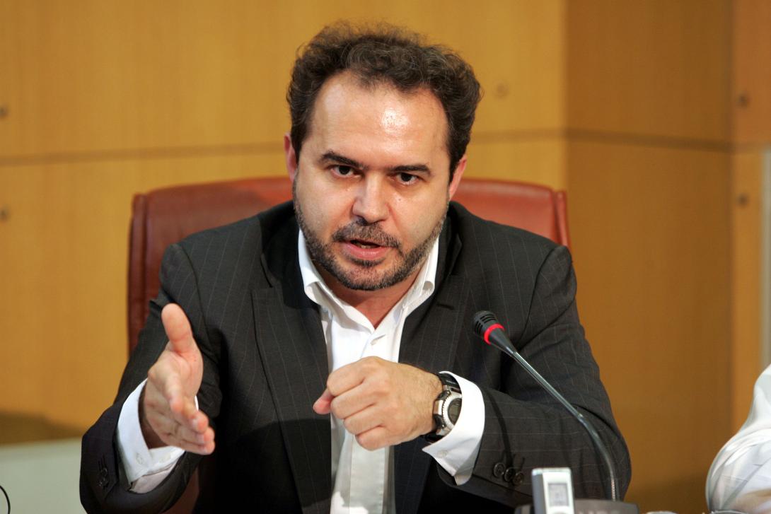 Τώρα σας πήρε ο πόνος  για τη ΔΕΗ; - Επίθεση Φωτόπουλου στα ΜΜΕ