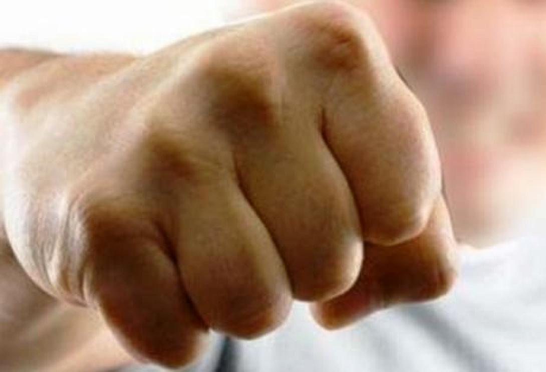 Τρόμος για φοιτητή στο Ηράκλειο - Τον χτύπησαν και του επιτέθηκαν με μαχαίρι