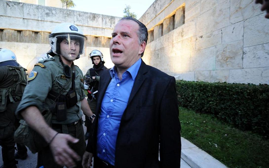 κουμουτσακος