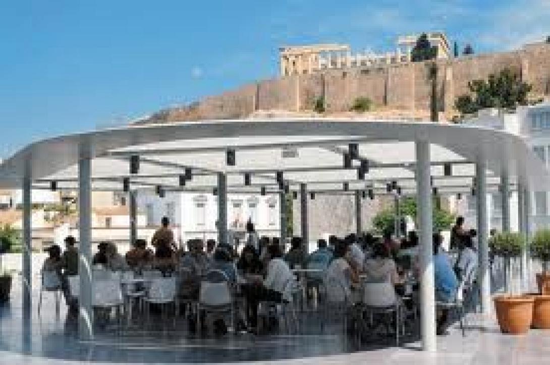 Ανάμεσα στα πέντε κορυφαία του είδους του, το εστιατόριο του Μουσείου της Ακρόπολης