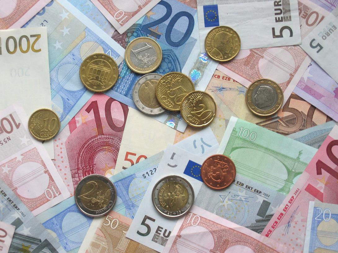 250.000 ευρώ έβαλαν στο μάτι, μάνα και γιος στο Ηράκλειο