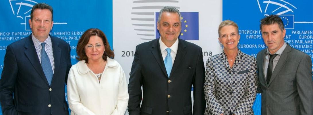 &quot;Πόλεμος&quot; δηλώσεων για τις γερμανικές αποζημιώσεις - Στο Ν. Μαριά απαντούν οι ευρωβουλευτές της ΝΔ