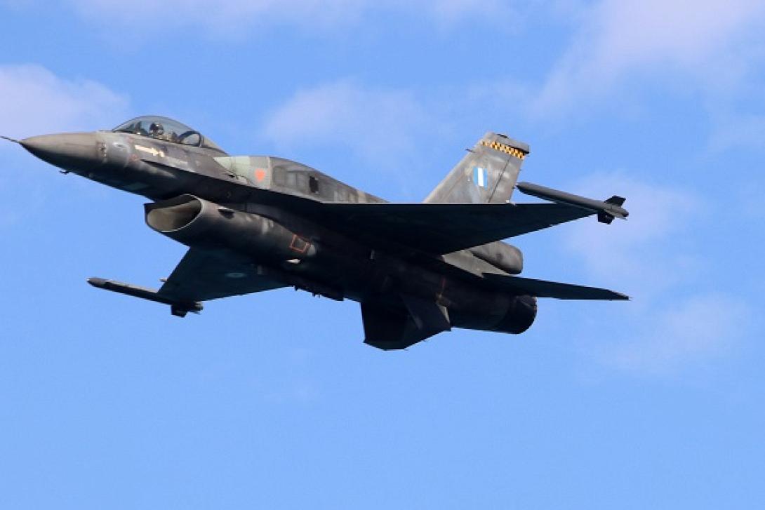 f-16
