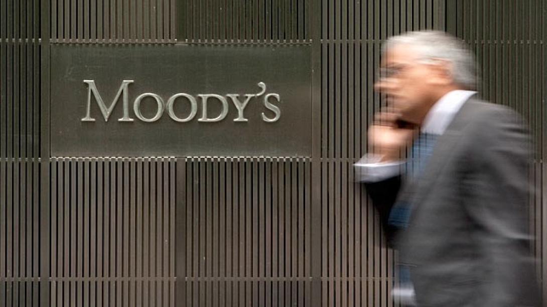  Aνάπτυξη 0,4% στην Ελλάδα το 2014 βλέπει η Moody&#039;s