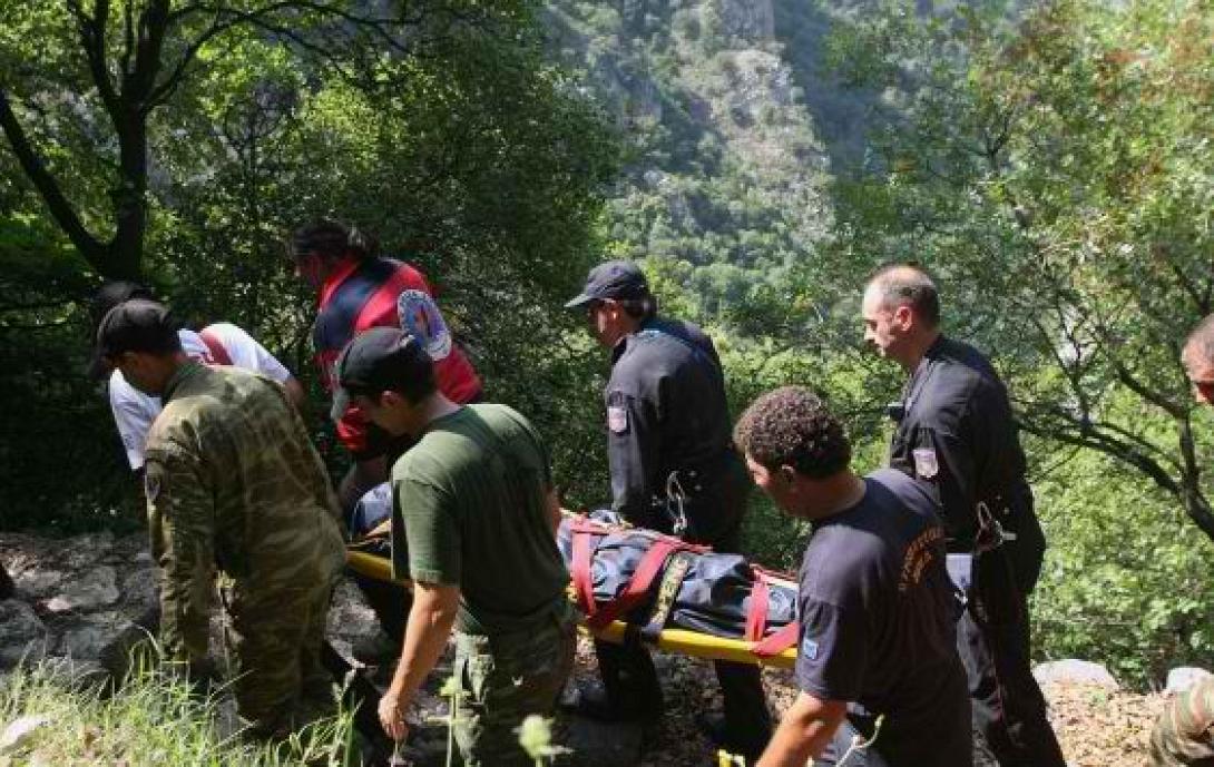 faraggi_touristas.jpg