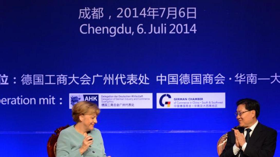 Συνάντηση 'Ανγκελας Μέρκελ με τον πρωθυπουργό Λι Κετσιάνγκ