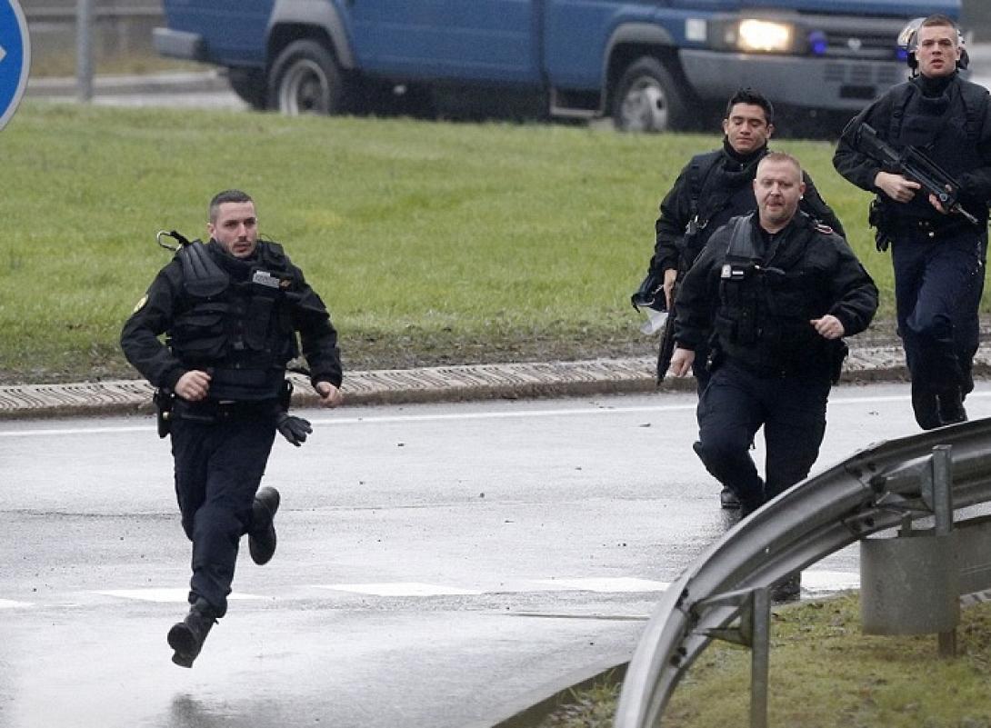 Θρίλερ και πανικός στο Παρίσι - Μεγάλη επιχείρηση κατά των δολοφόνων του Charlie Hebdo 