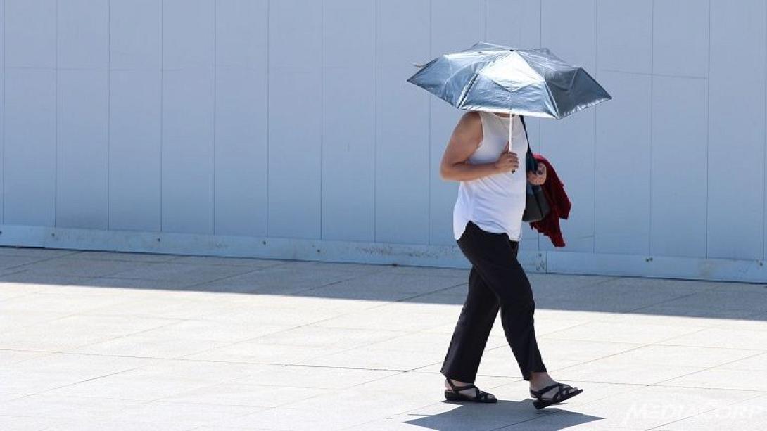 file-photo-hot-weather.jpg