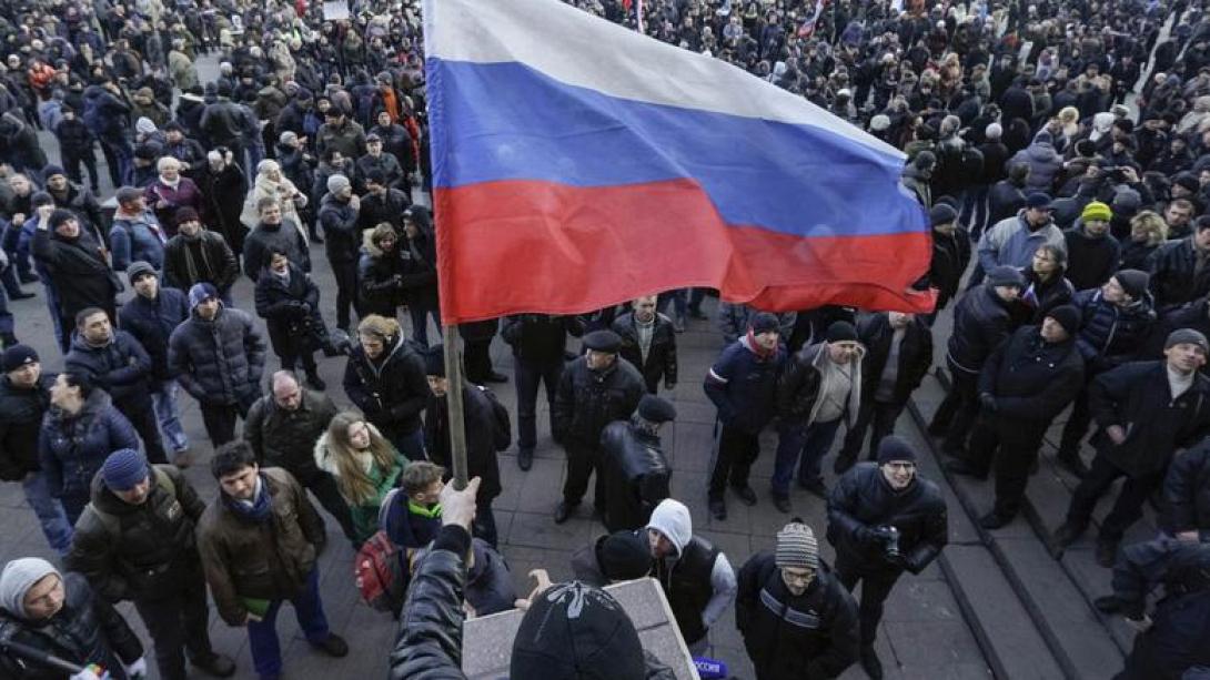 Ουκρανία: Φιλορώσοι κατέλαβαν την έδρα της εισαγγελίας στο Ντονέτσκ
