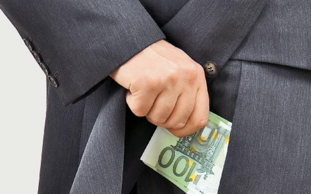 Πάλι για φοροδιαφυγή κατηγορεί τους Έλληνες ο Economist