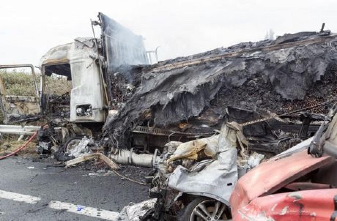Στην ανακρίτρια Βέροιας ο 39χρονος οδηγός νταλίκας που σκόρπισε τον θάνατο στην Εγνατία Οδό