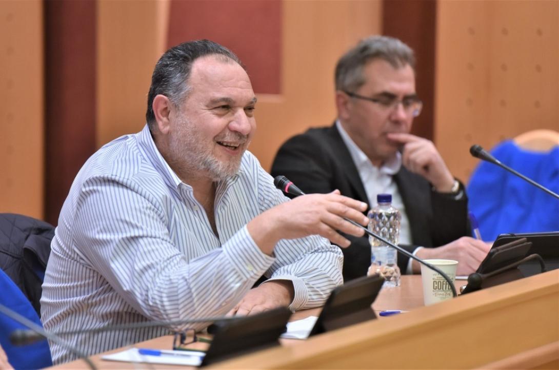 Γιάννης Κουράκης
