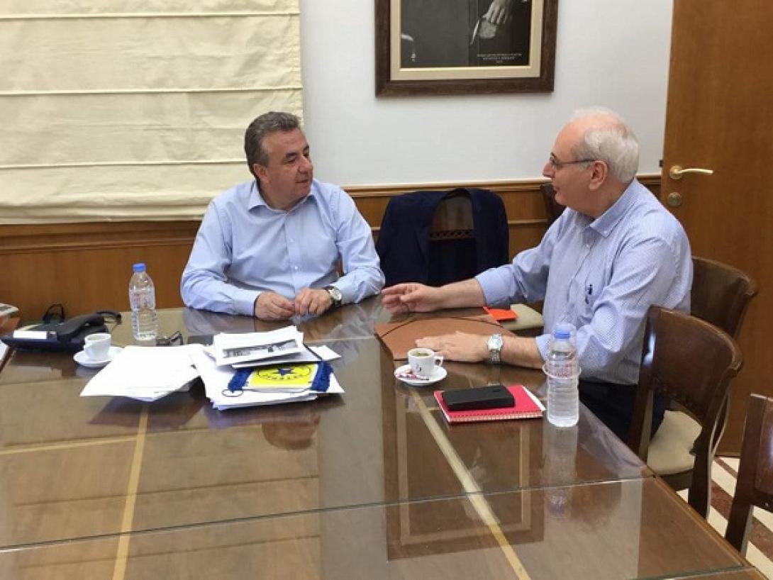 foto_synatisi_perifereiarhi_dimarhoy_viannoy.jpeg