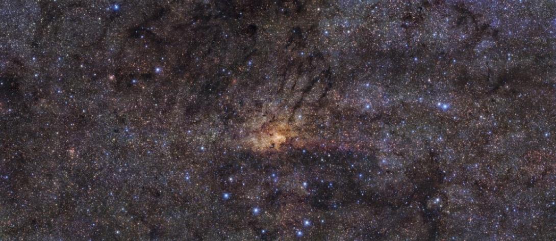 galaxiasmaskentrikiperiohipigieso-nogueras-laraetal.jpg