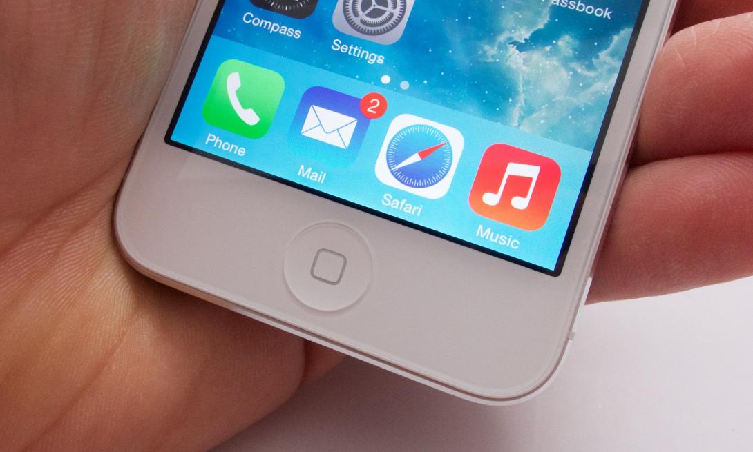iphone.jpg